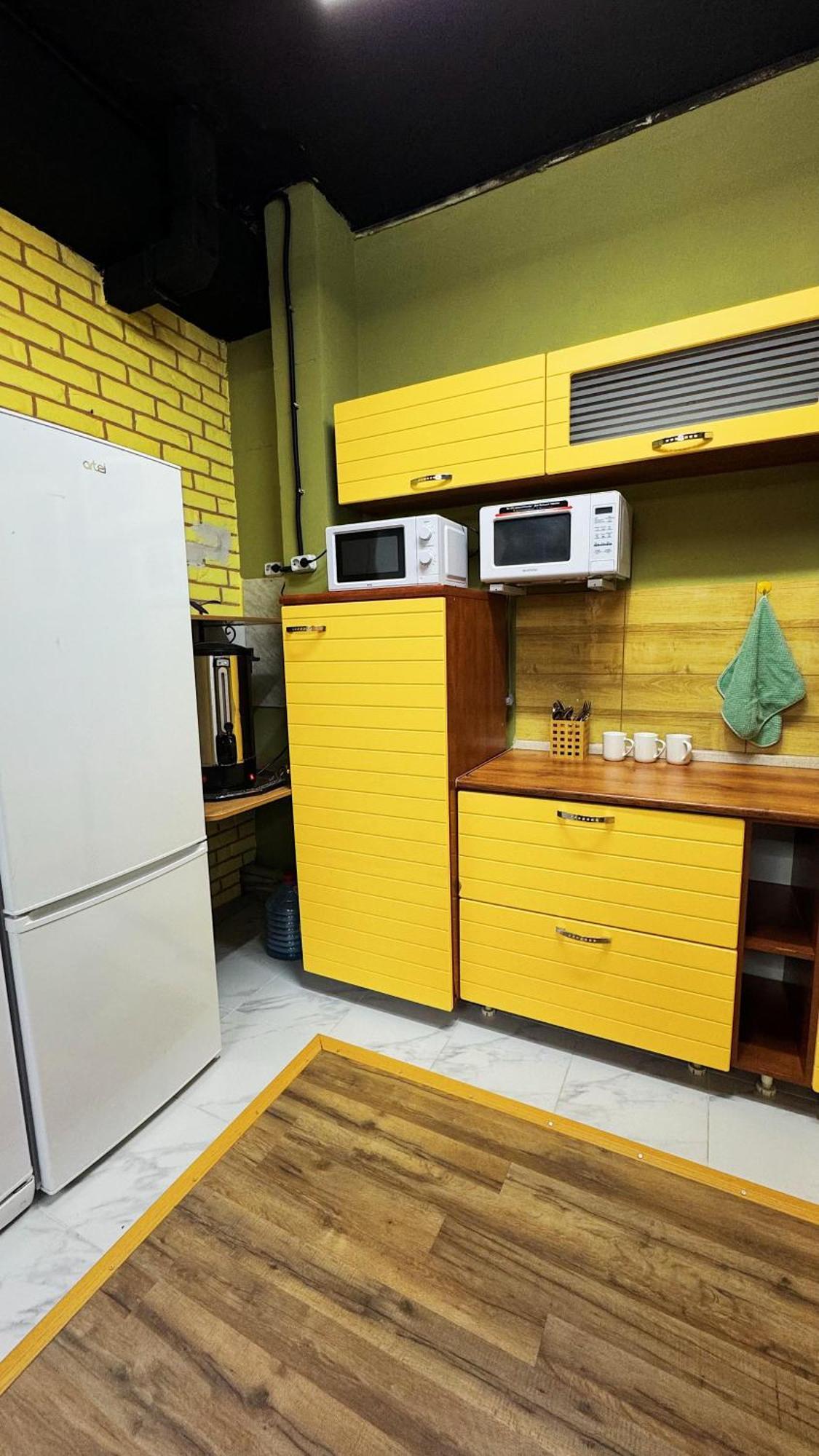 Hostel Kochevnik Capsule Hotel อัลมาตี ภายนอก รูปภาพ