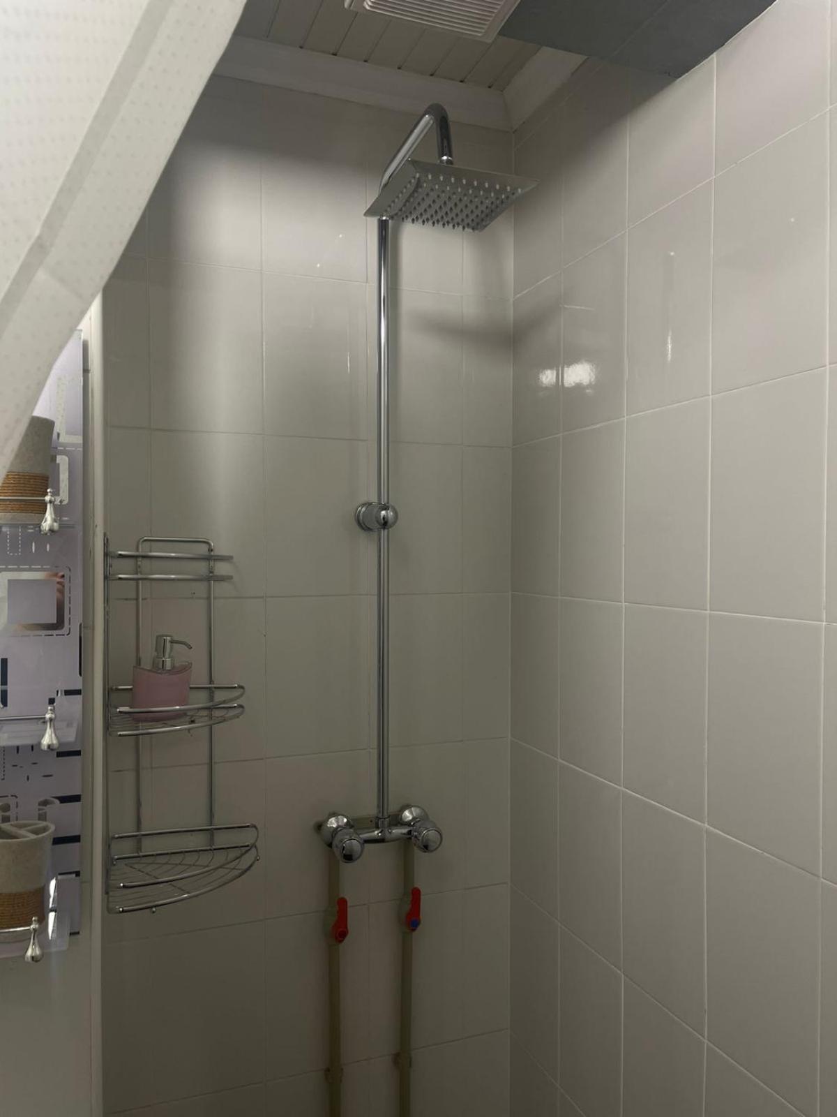 Hostel Kochevnik Capsule Hotel อัลมาตี ภายนอก รูปภาพ