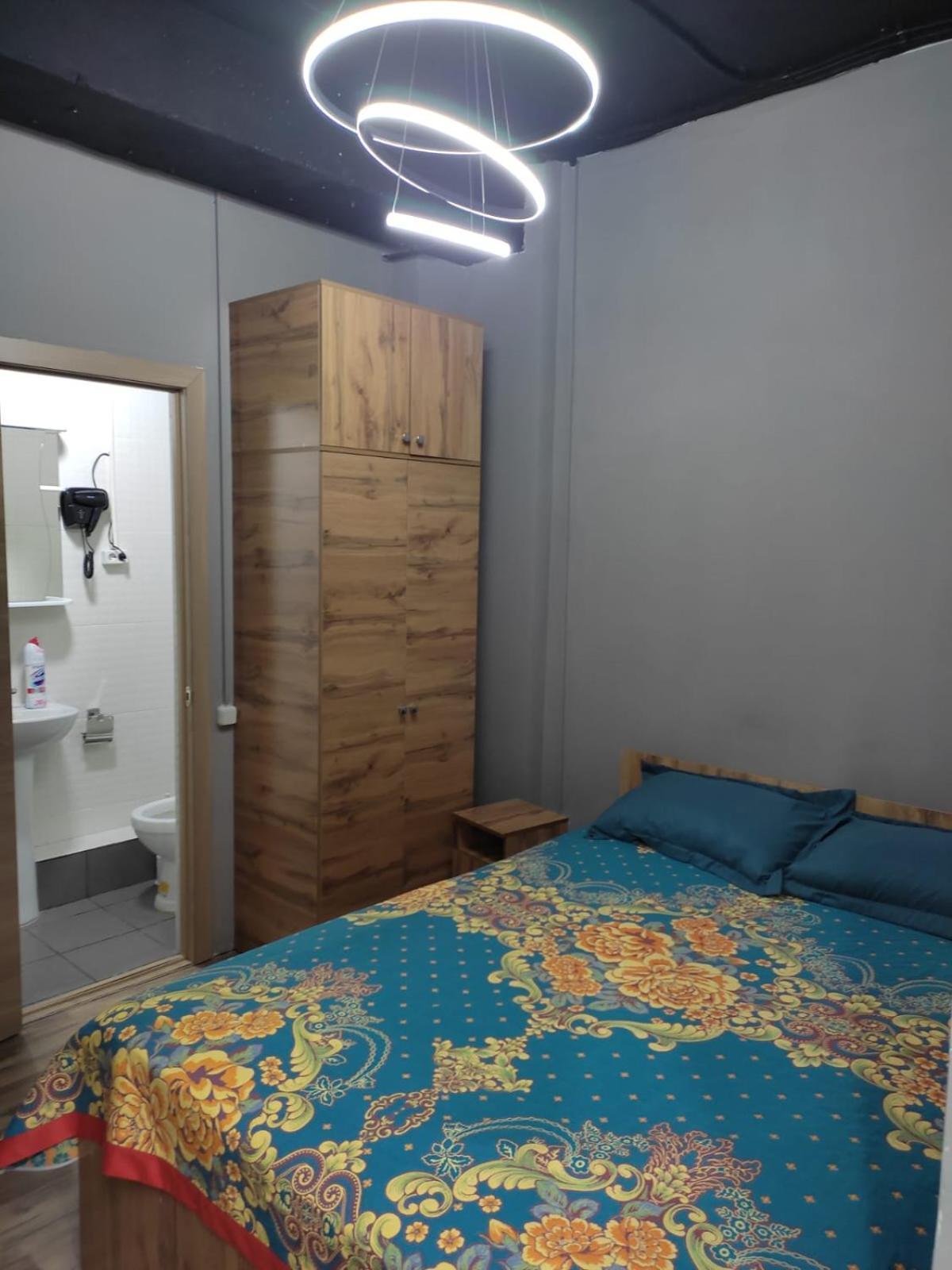 Hostel Kochevnik Capsule Hotel อัลมาตี ภายนอก รูปภาพ