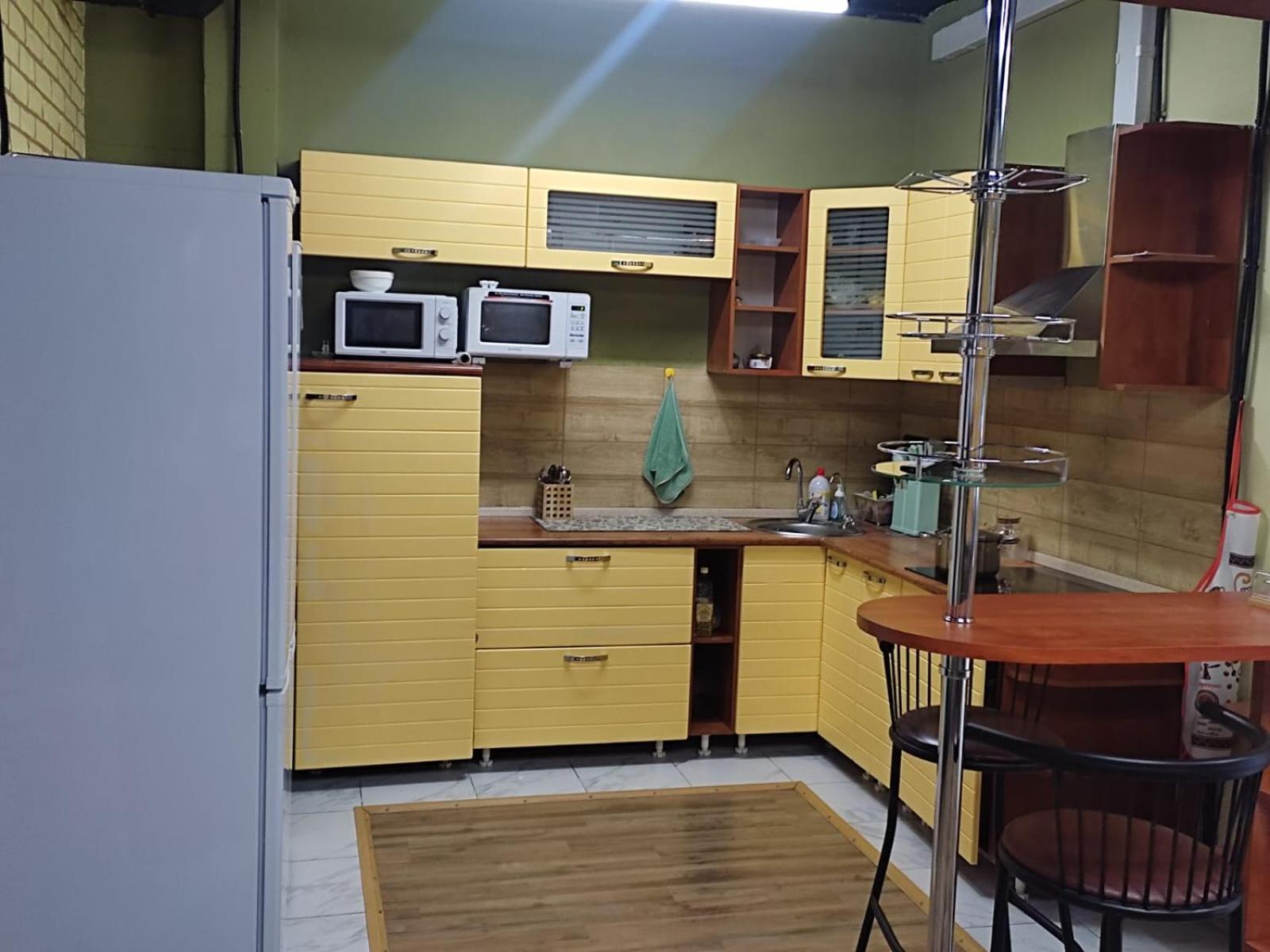 Hostel Kochevnik Capsule Hotel อัลมาตี ภายนอก รูปภาพ